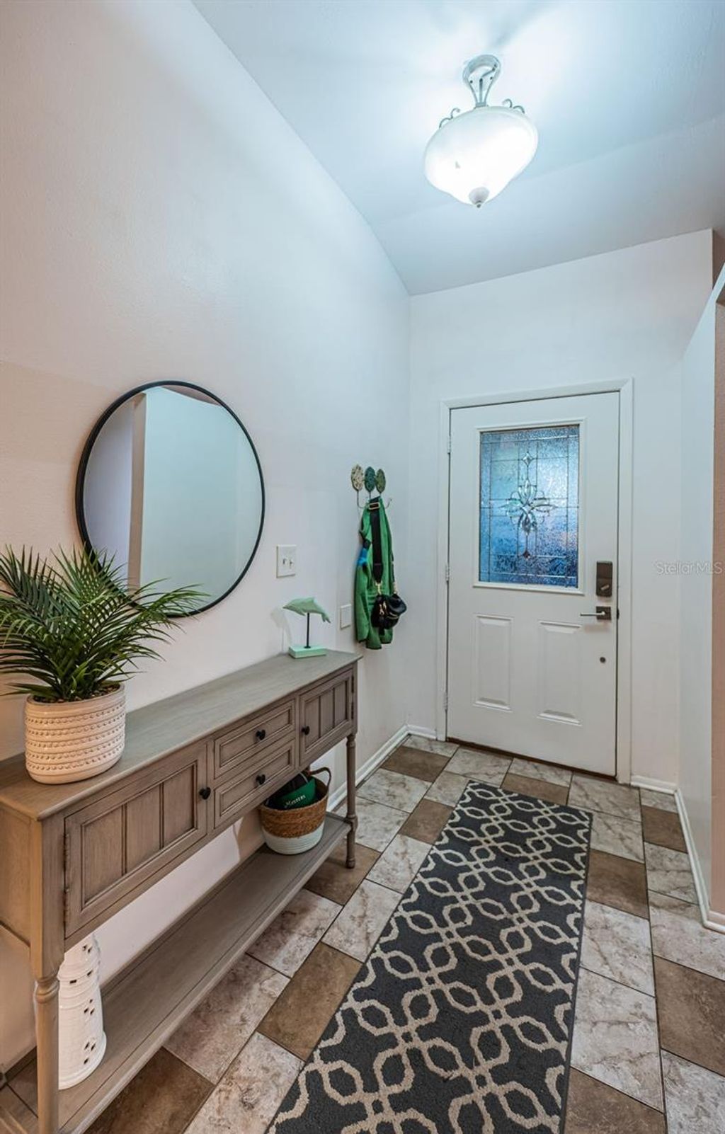 Photo of 878 Franklin Cir, Palm Harbor, FL 34683 (MLS # TB8403306)