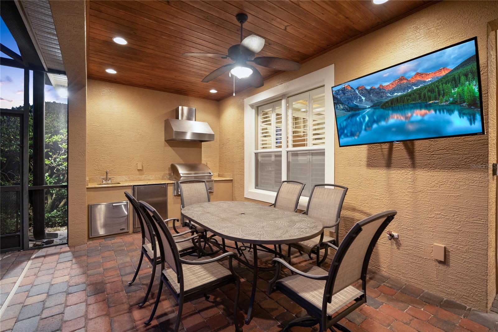 ESTATES AT WEKIVA PARK - Residential