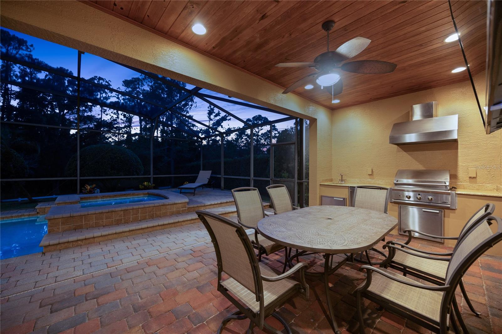ESTATES AT WEKIVA PARK - Residential