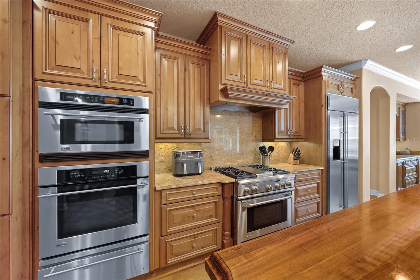 ESTATES AT WEKIVA PARK - Residential