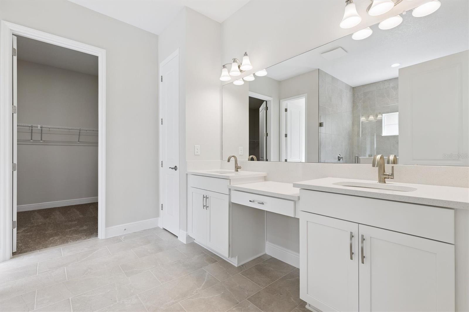HAWKSTONE - Residential