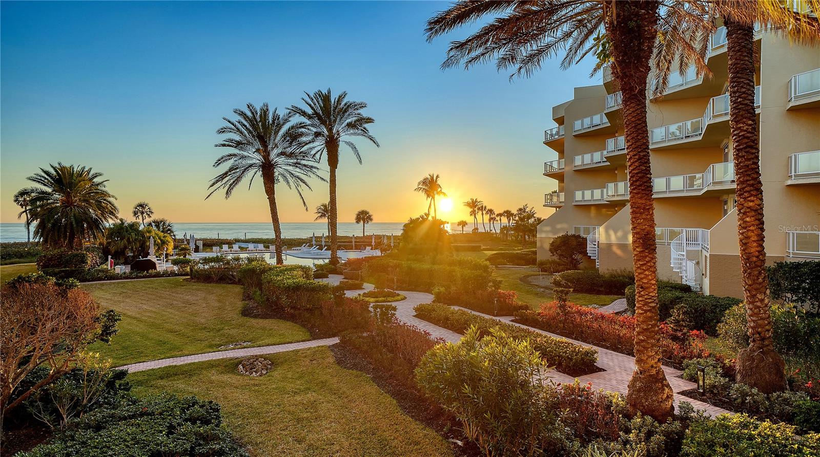 VILLA DI LANCIA PH 1 - Residential