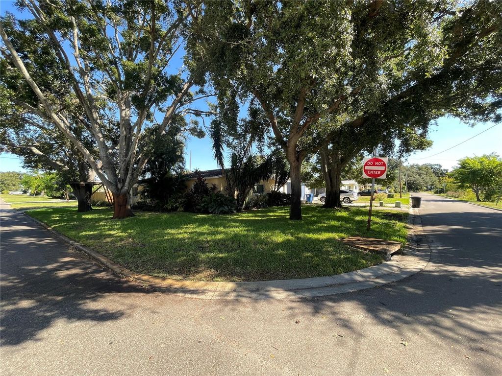 Photo of 601 56th Street N, St Petersburg, FL 33710 (MLS # TB8442495)