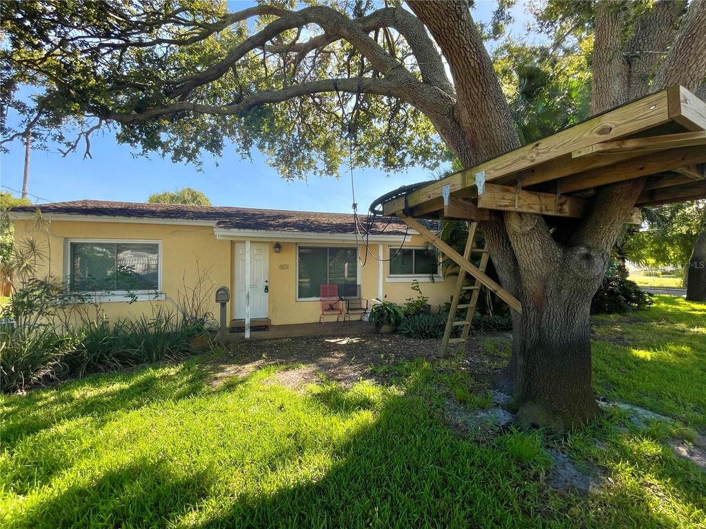 Photo of 601 56th Street N, St Petersburg, FL 33710 (MLS # TB8442495)