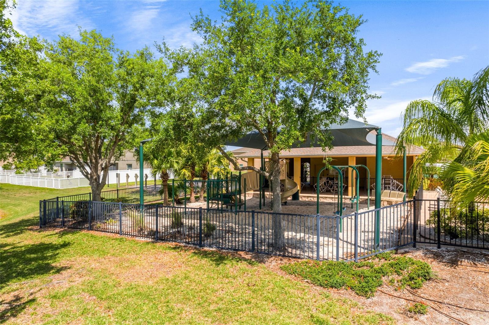 BAHIA LAKES PH 3 - Residential