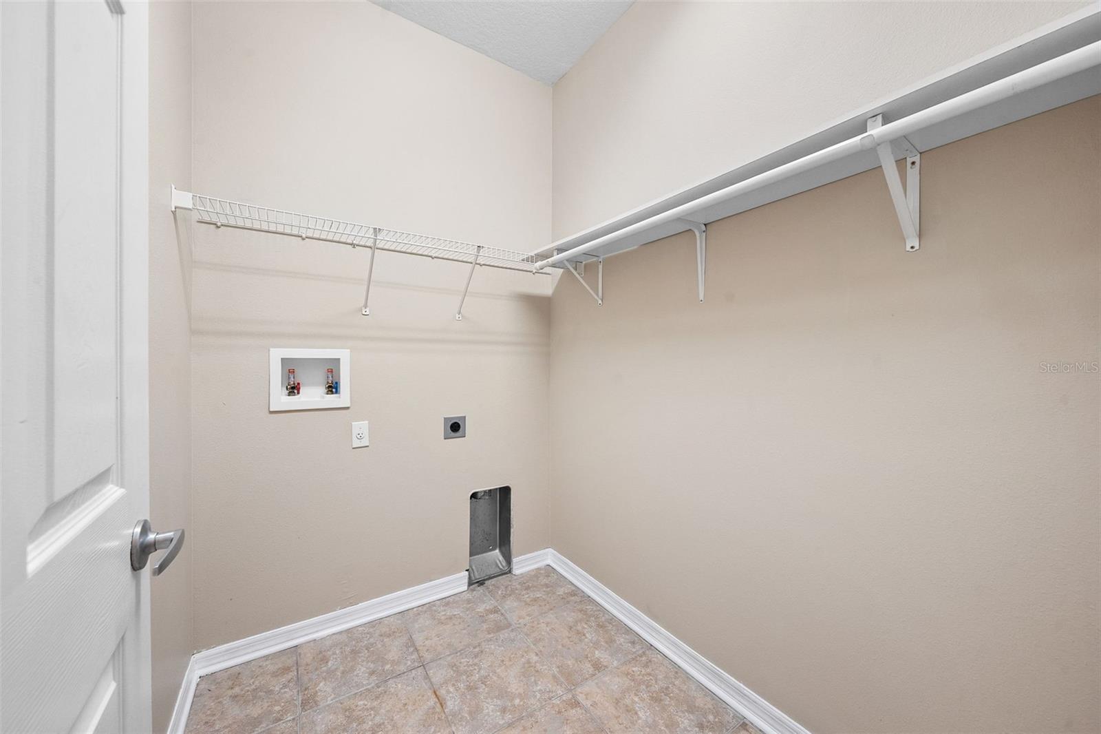 BAHIA LAKES PH 3 - Residential