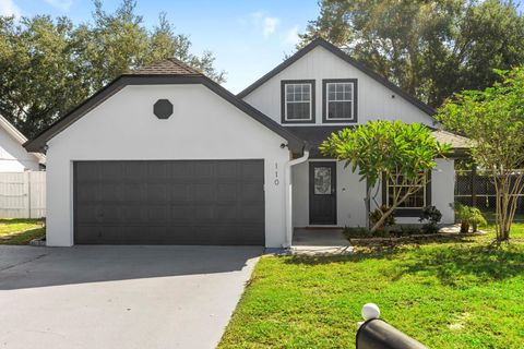Photo of 110 Brad Circle, Winter Haven, FL 33880 (MLS # TB8431615)