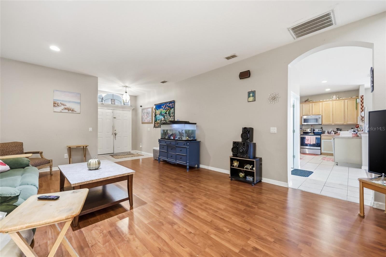 ADMIRAL POINTE HOMEOWNERS ASSOCIATION, INC. - Residential