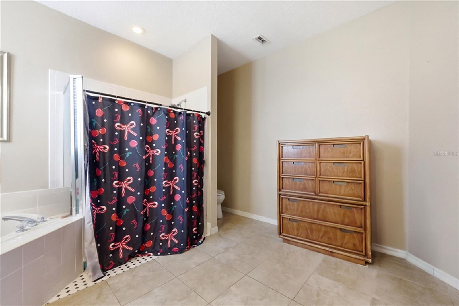 ADMIRAL POINTE HOMEOWNERS ASSOCIATION, INC. - Residential