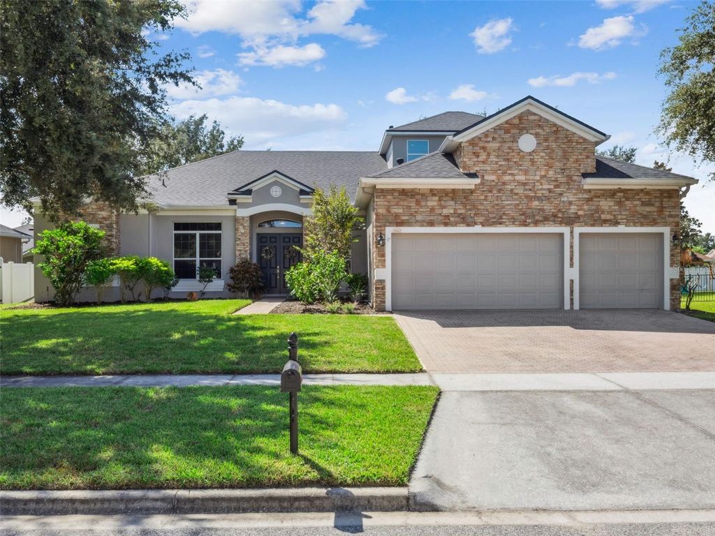 Photo of 3662 Peacepipe Way, Clermont, FL 34711 (MLS # G5103007)