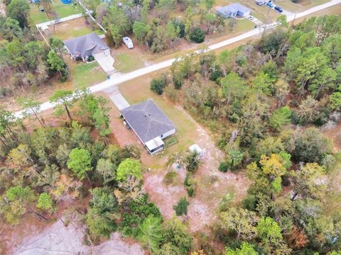 A home in BROOKSVILLE