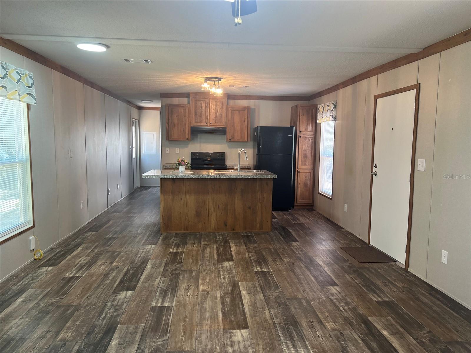 SANTA FE CORNERS UNREC SUB - Residential