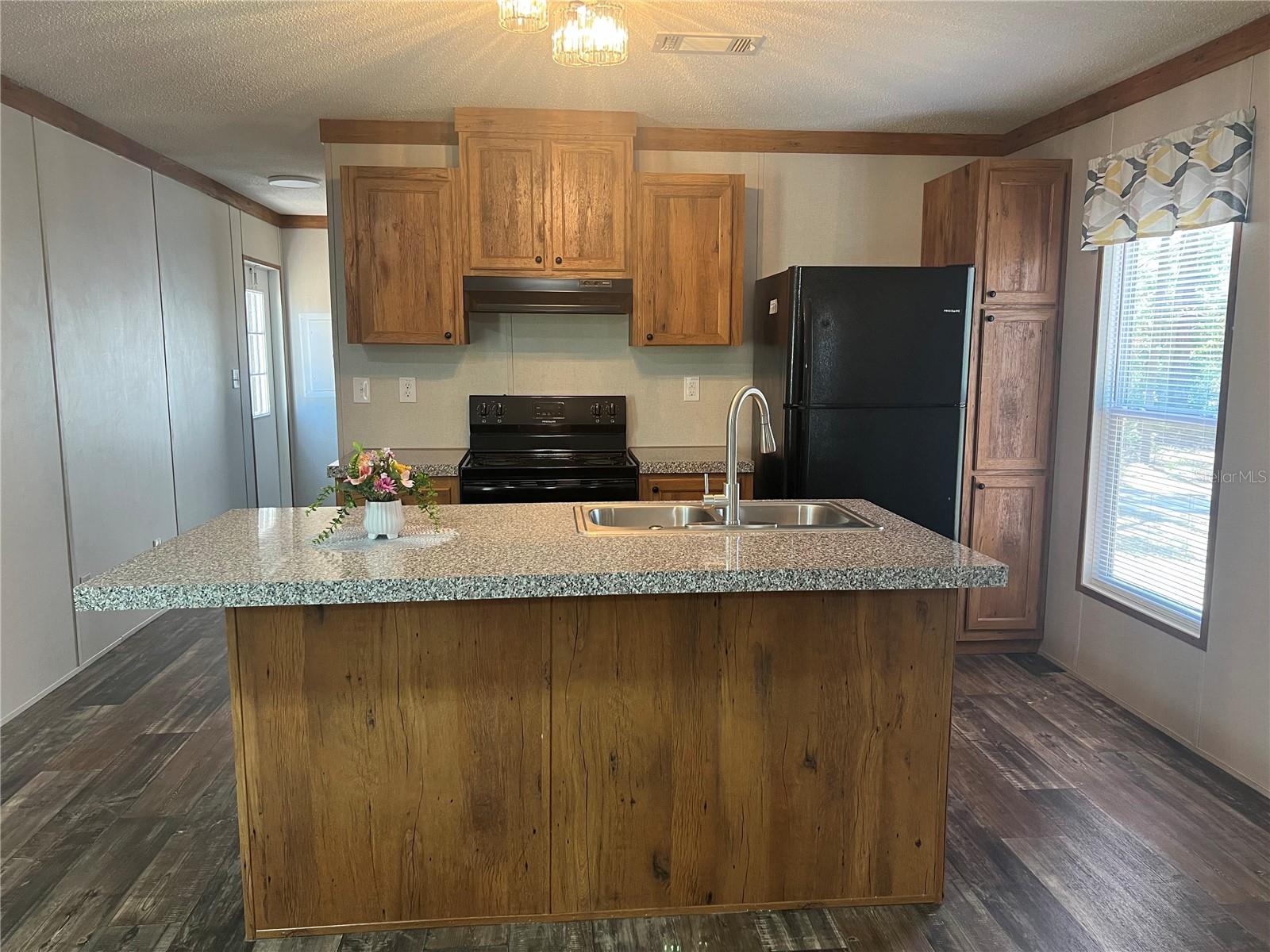 SANTA FE CORNERS UNREC SUB - Residential