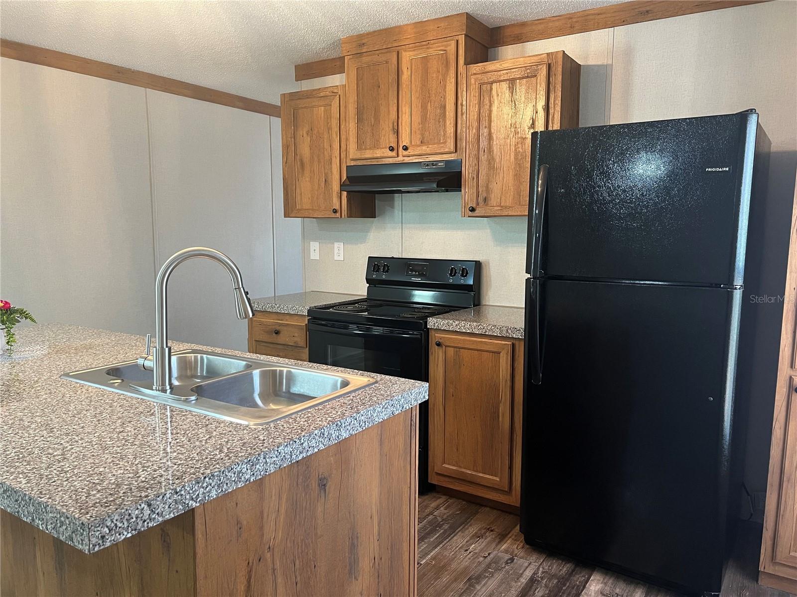 SANTA FE CORNERS UNREC SUB - Residential