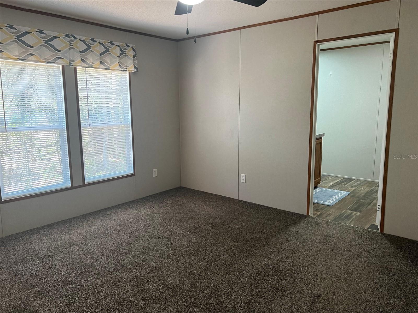 SANTA FE CORNERS UNREC SUB - Residential