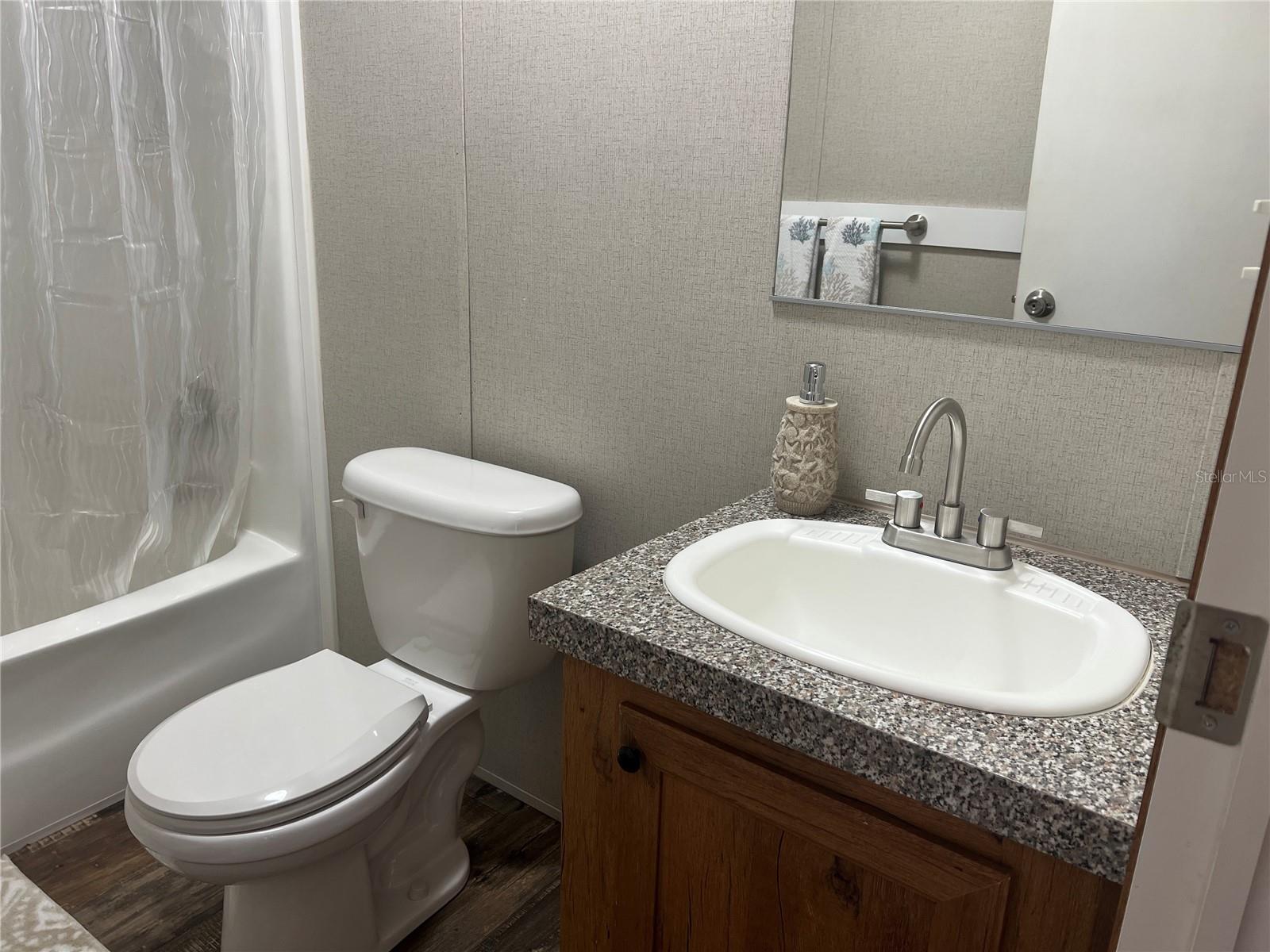 SANTA FE CORNERS UNREC SUB - Residential