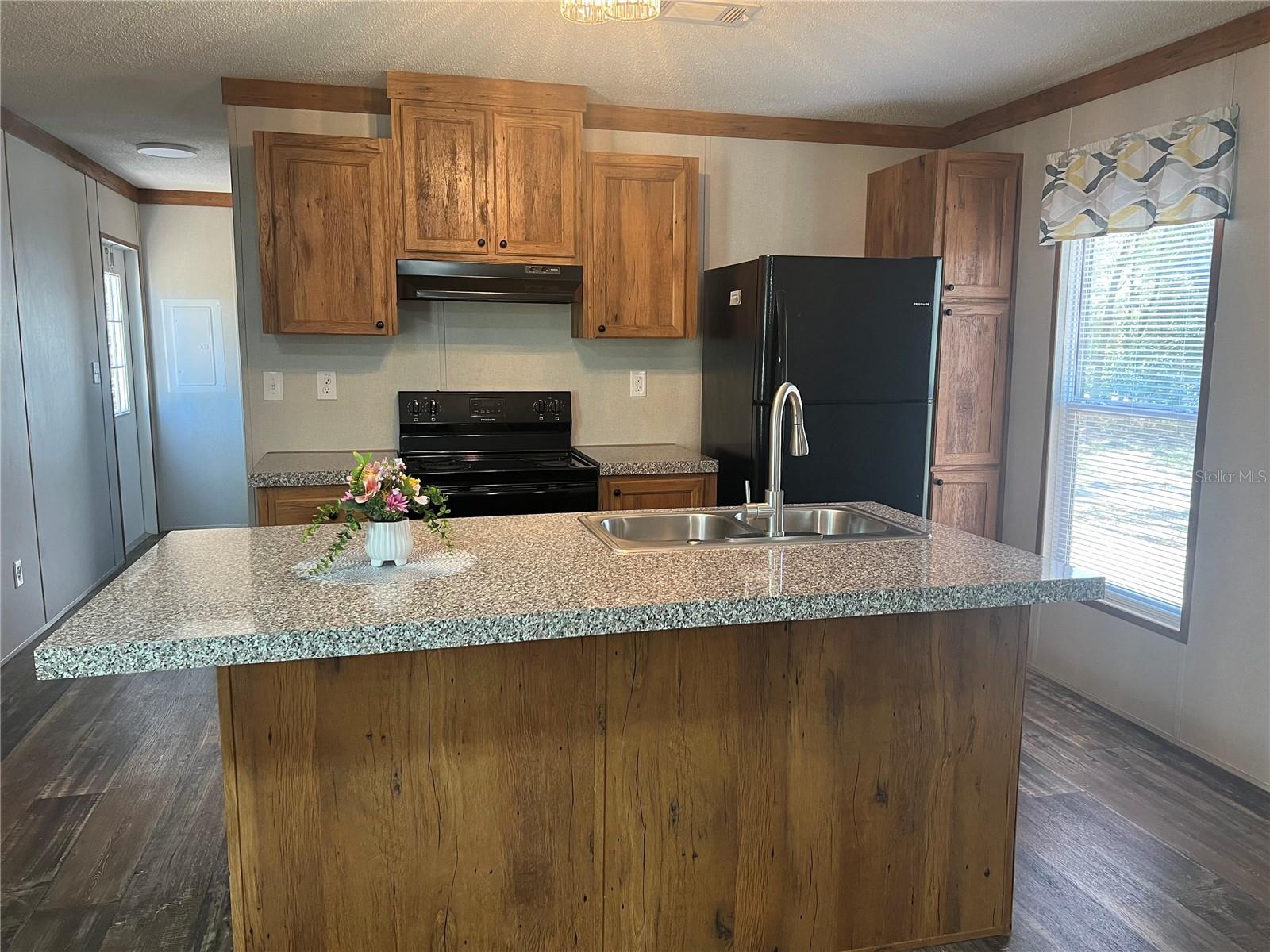 SANTA FE CORNERS UNREC SUB - Residential