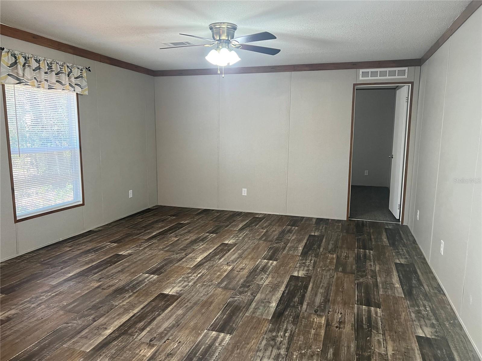 SANTA FE CORNERS UNREC SUB - Residential