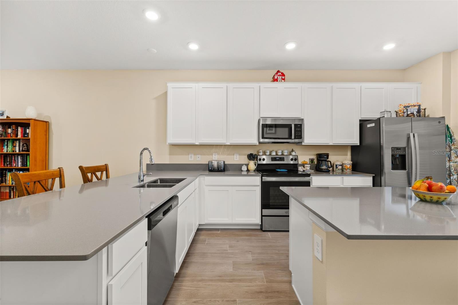 STOREY GROVE PH 4 - Residential