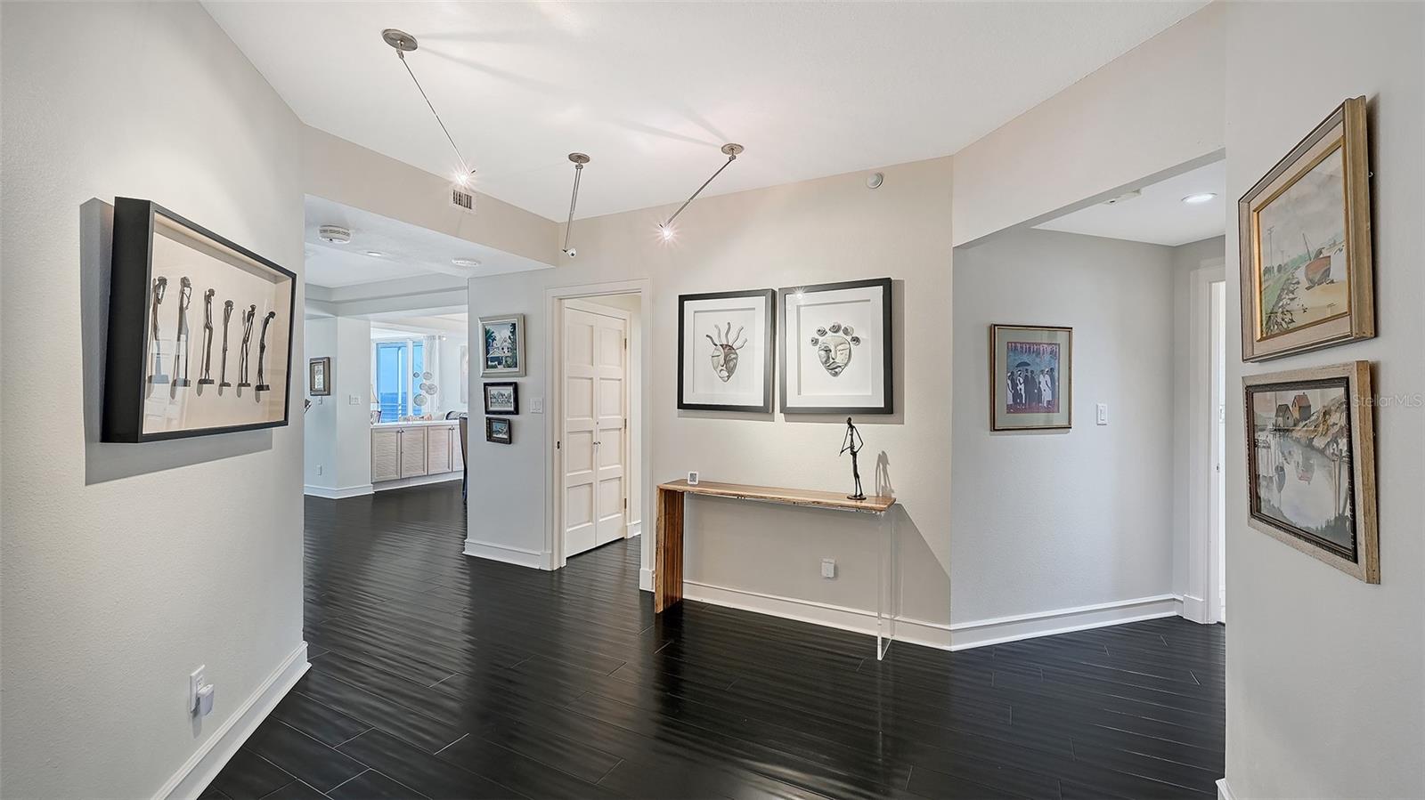 MARINA BAY - Residential