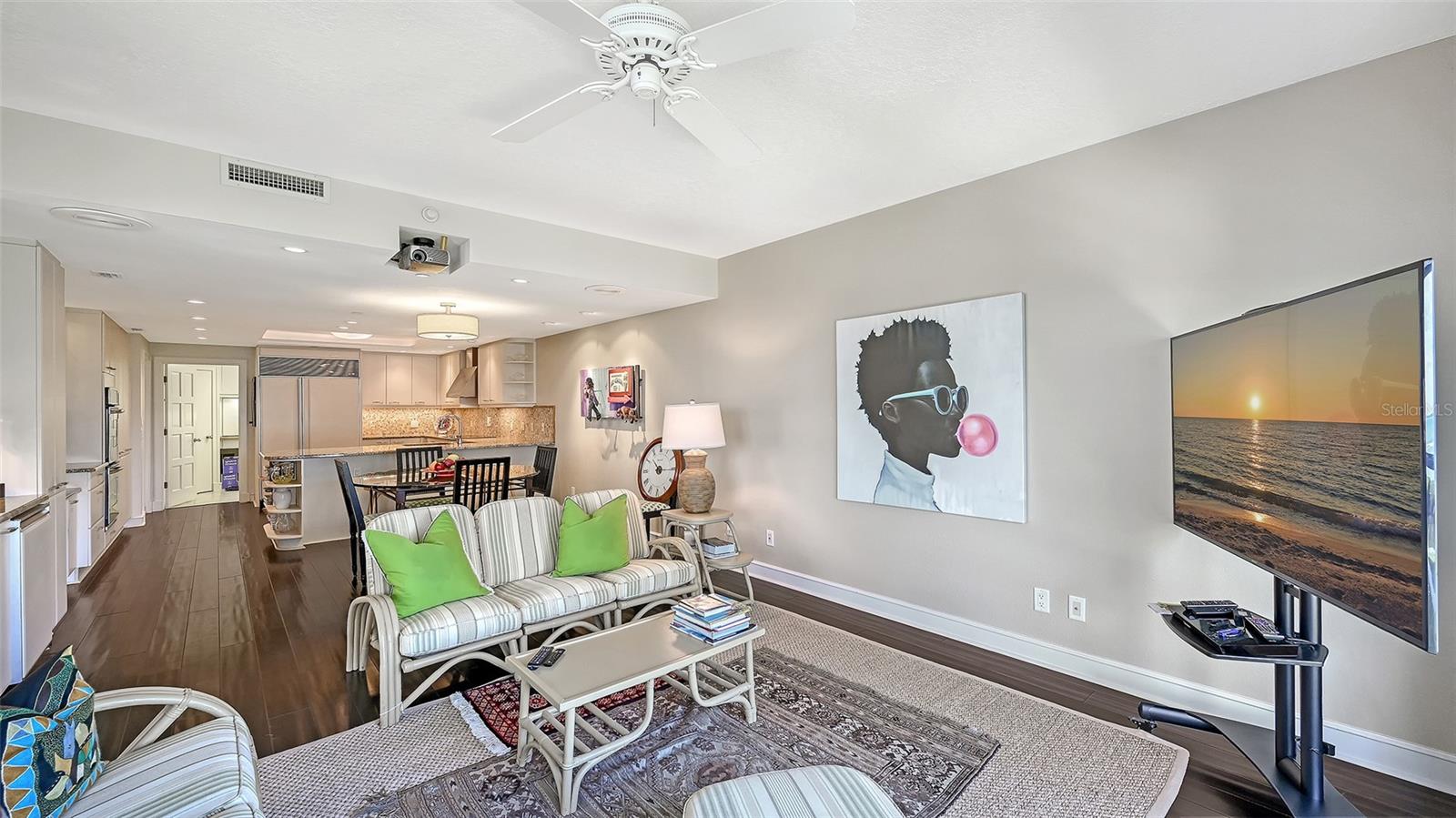 MARINA BAY - Residential