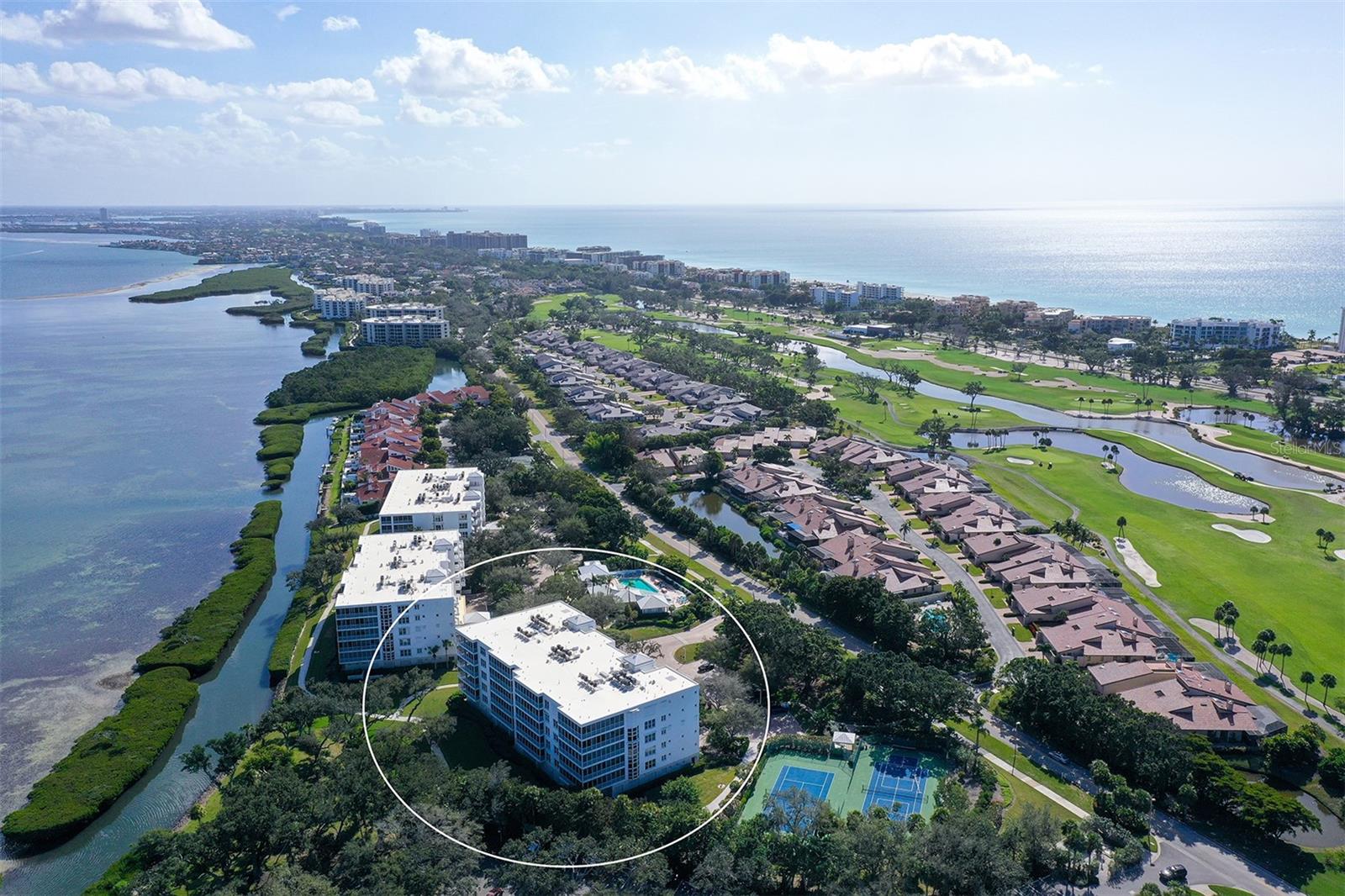 MARINA BAY - Residential