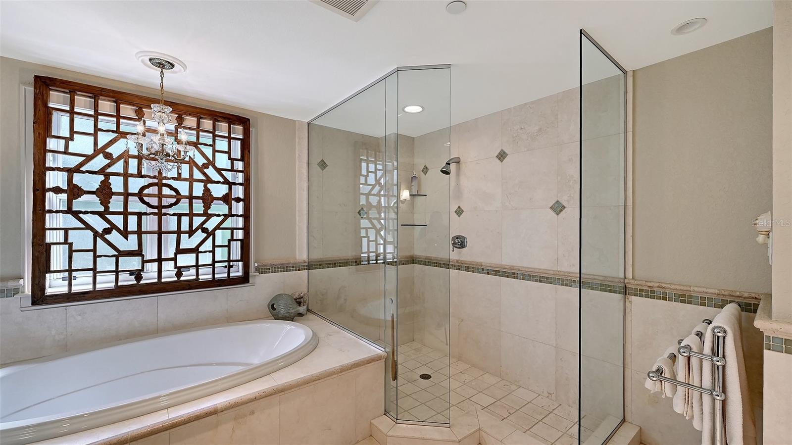 MARINA BAY - Residential