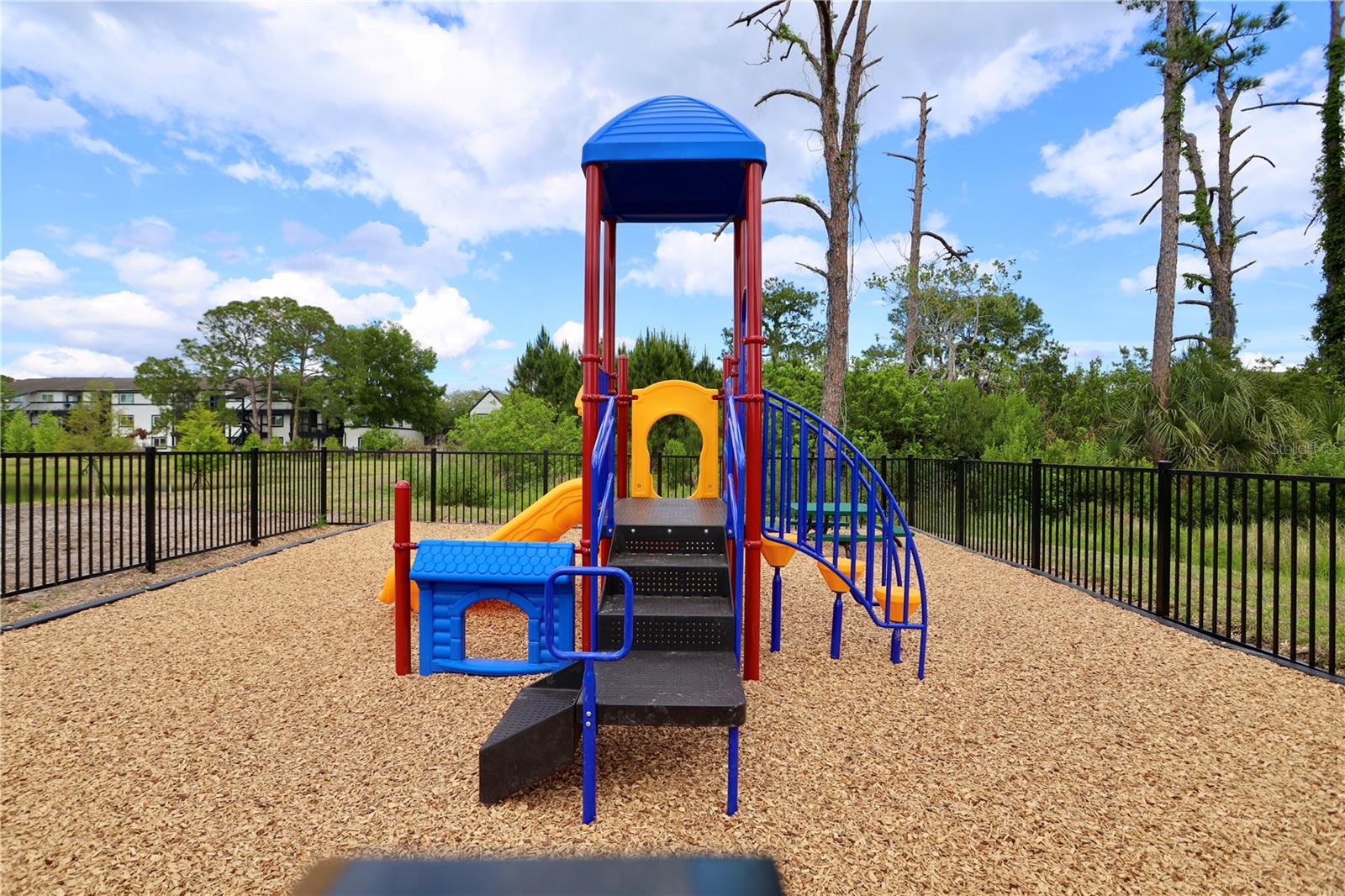 MILLENIA PARK - Residential Lease