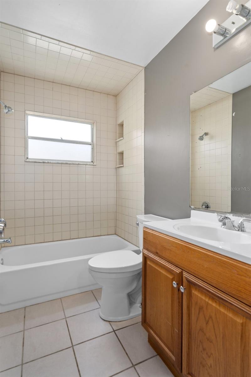 SPRING HILL - Residential