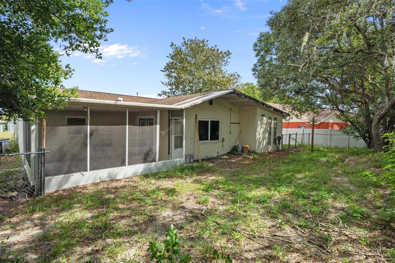 SPRING HILL - Residential