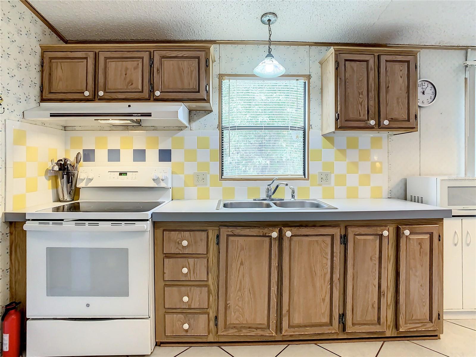 LAKE MARINETTE MHP - Residential