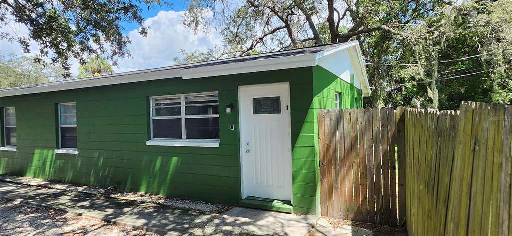 Photo of 2254 19th Avenue SW, Largo, FL 33774 (MLS # TB8541349)