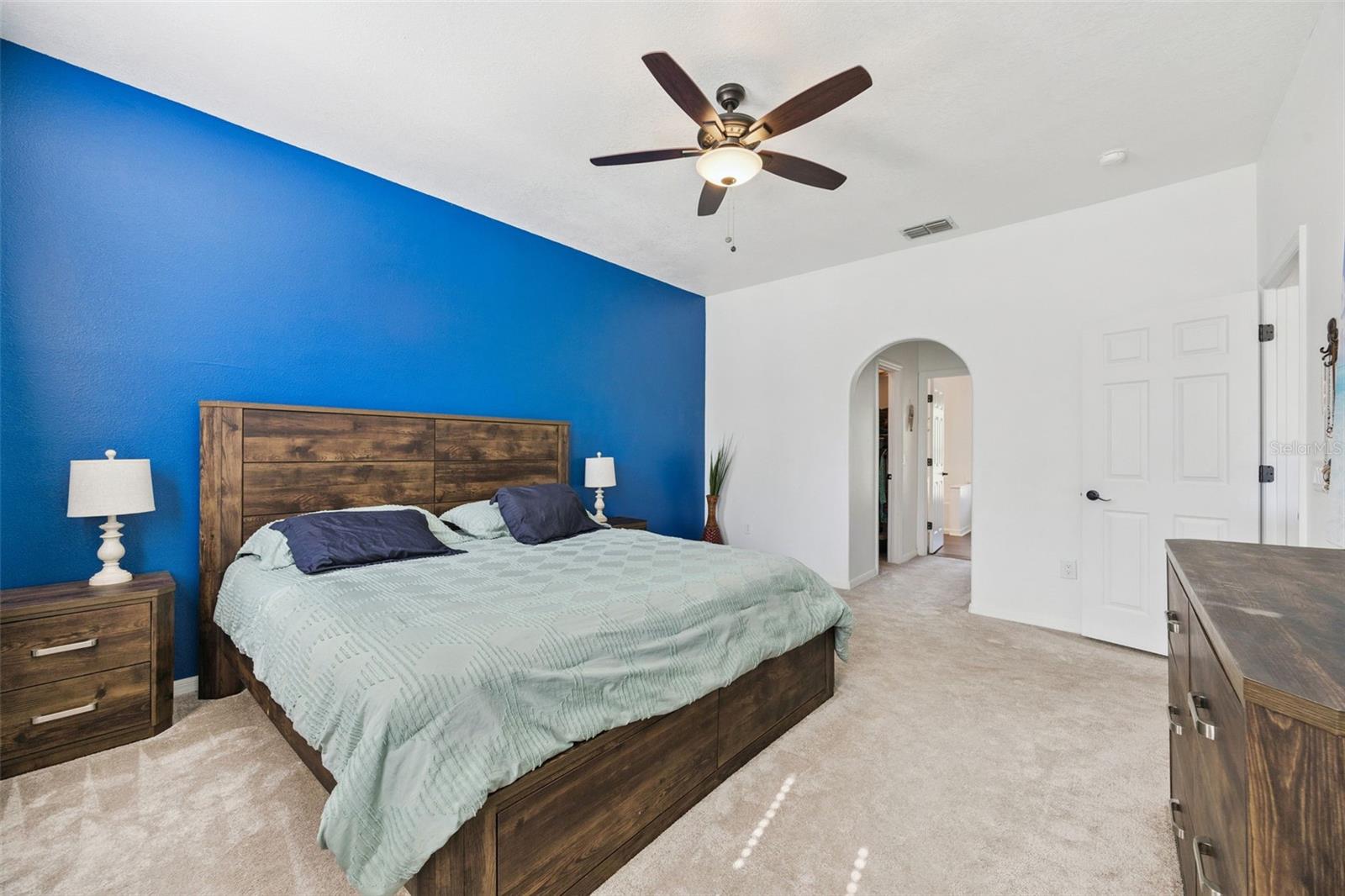 STERLING WOODS - Residential