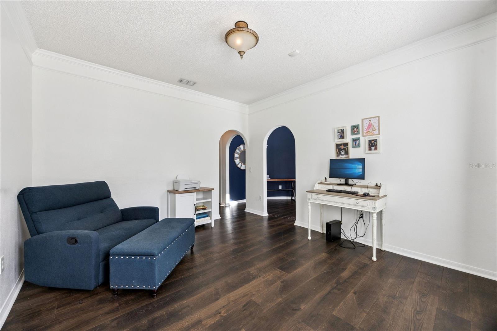 STERLING WOODS - Residential