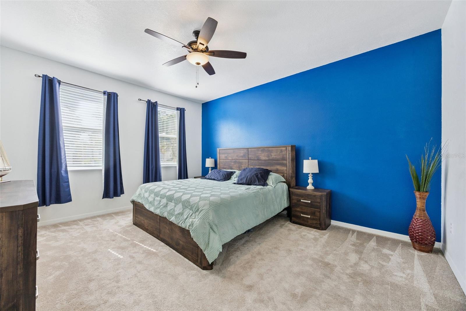 STERLING WOODS - Residential