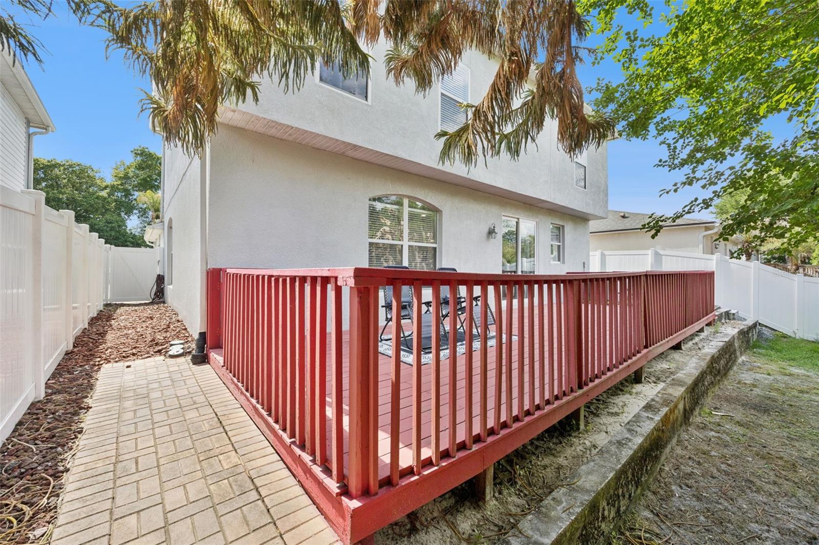 STERLING WOODS - Residential