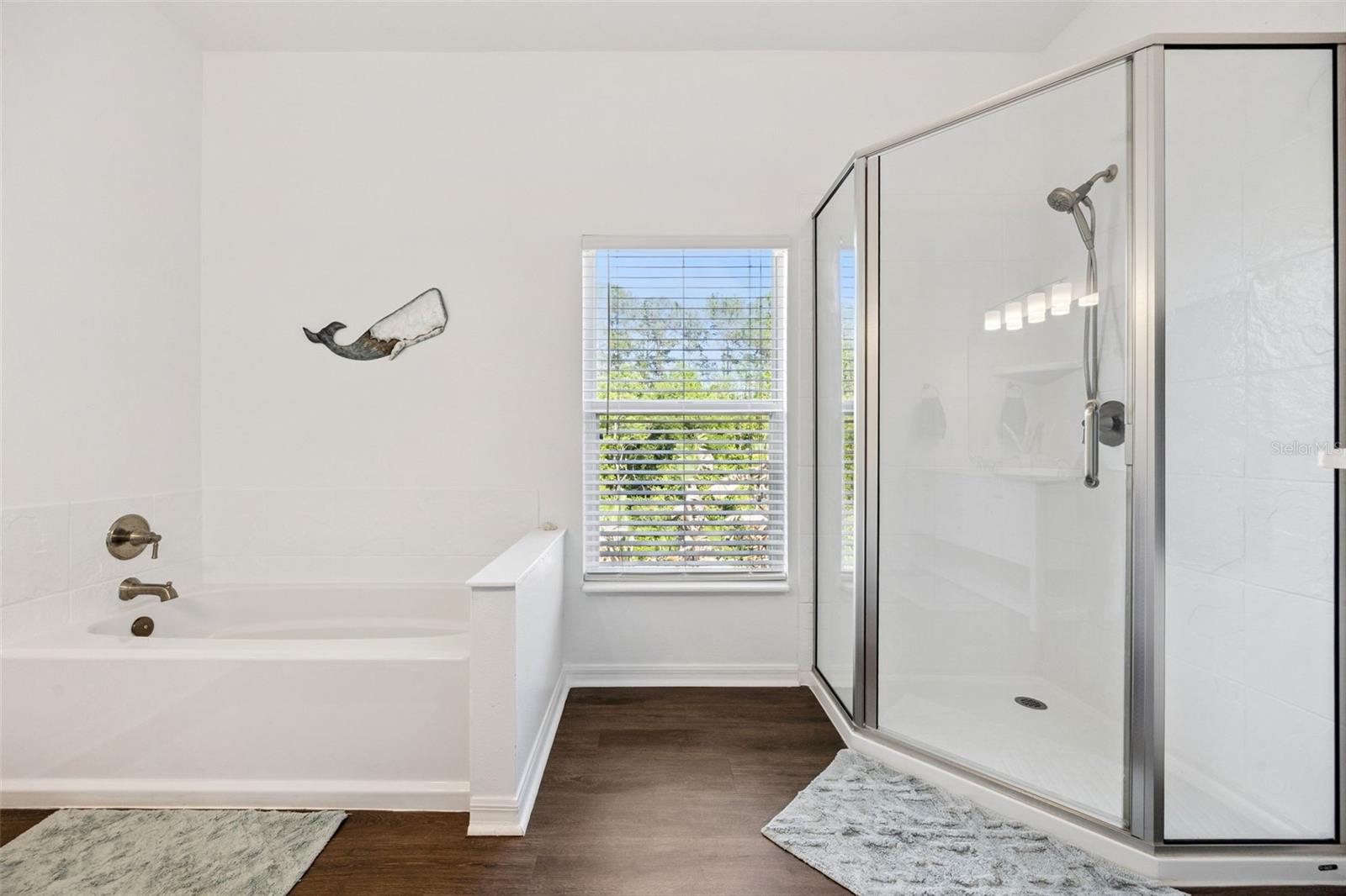 STERLING WOODS - Residential