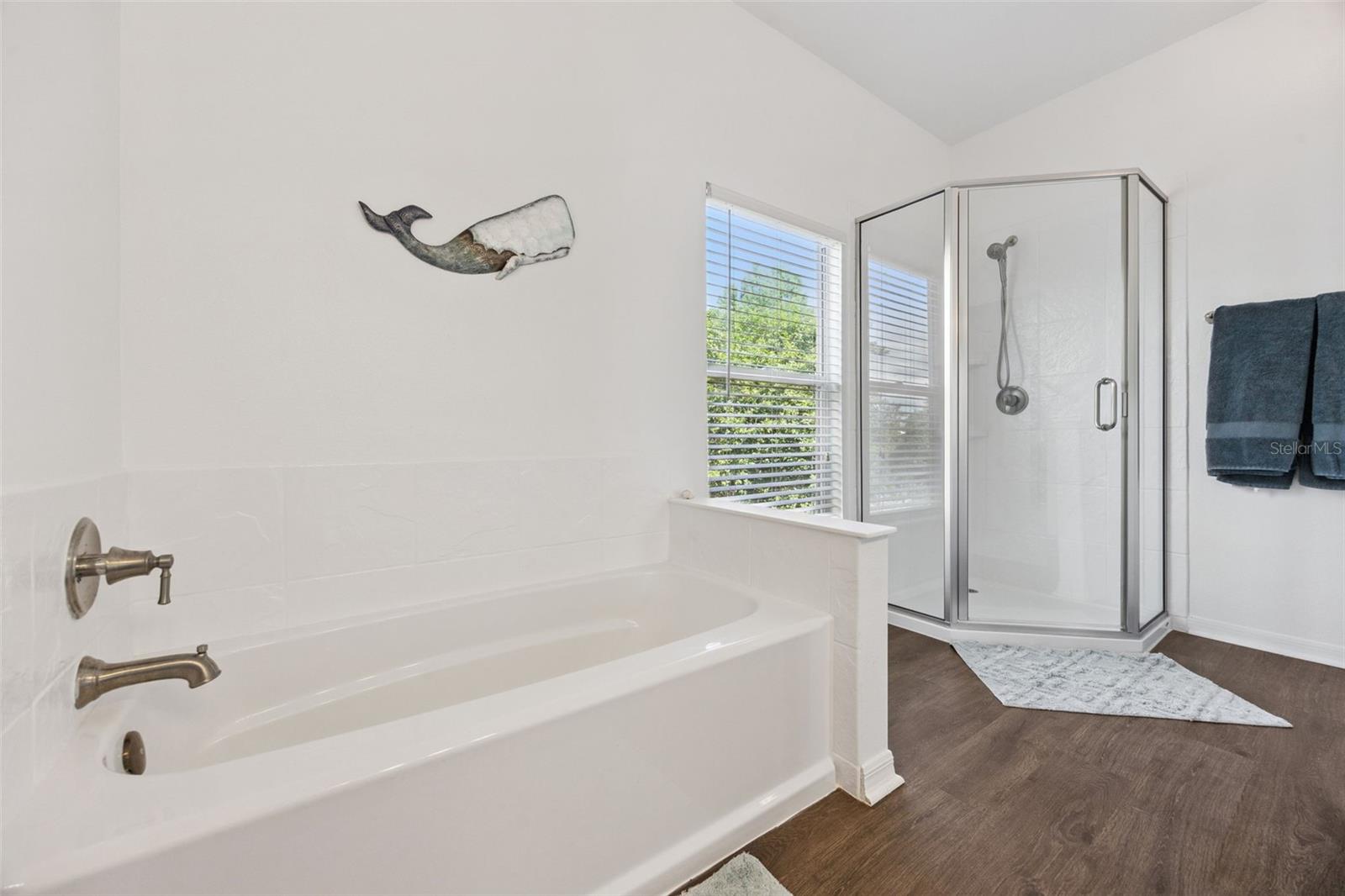 STERLING WOODS - Residential