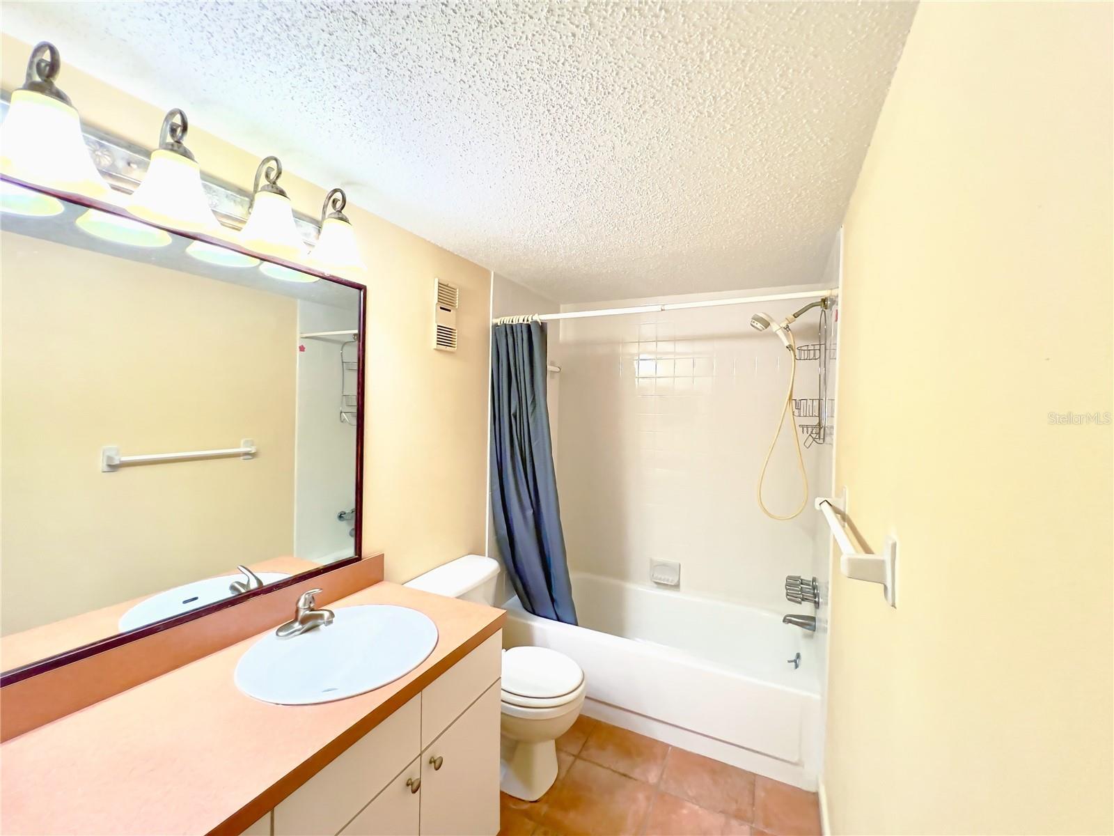 HEATHER LAKE APTS CONDO - Residential