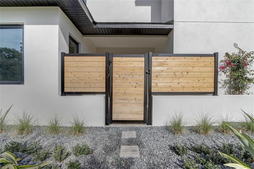 Casas a venda 4 - Jen Dantas 641 NORTHWOOD CIRCLE