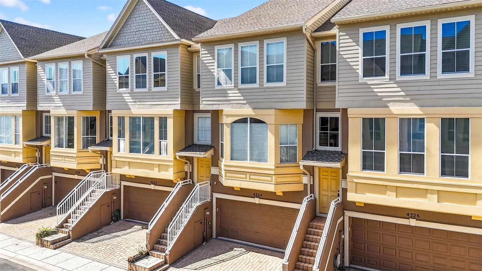 SPINNAKER COVE TWNHMS - Residential