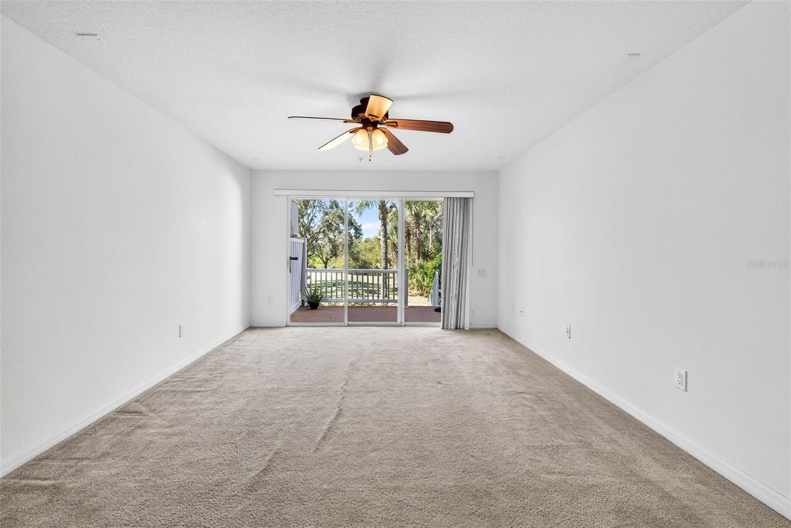 SPINNAKER COVE TWNHMS - Residential