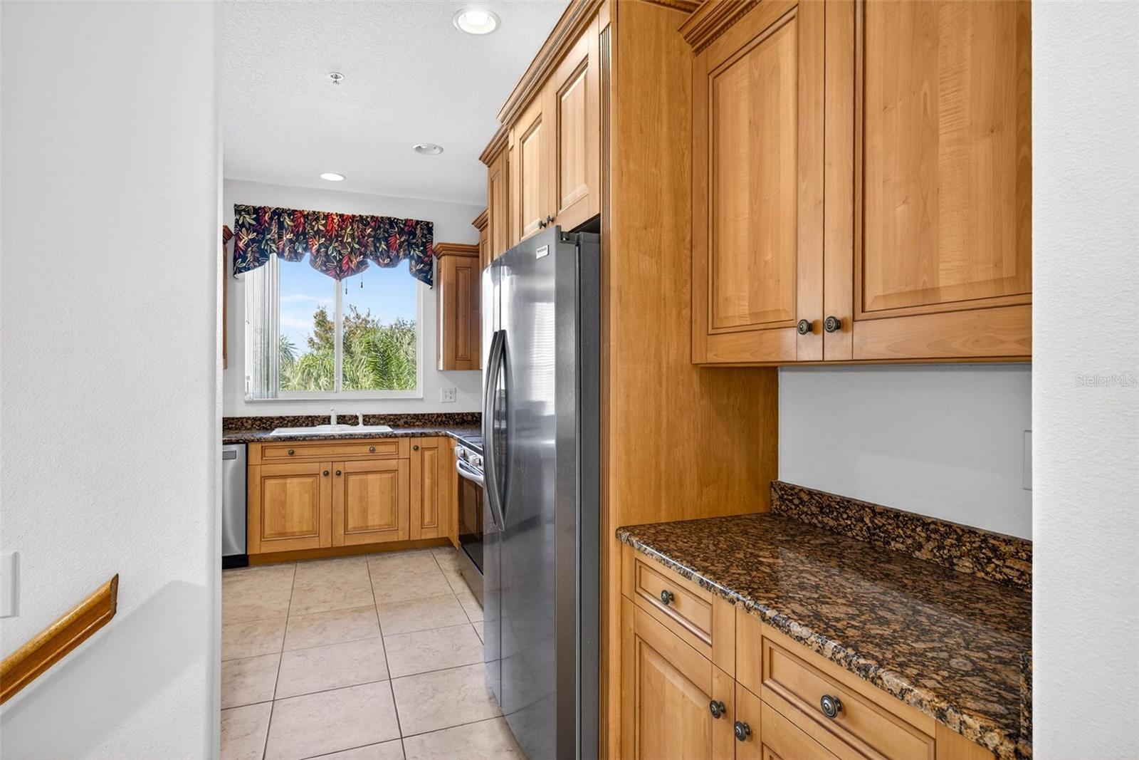 SPINNAKER COVE TWNHMS - Residential