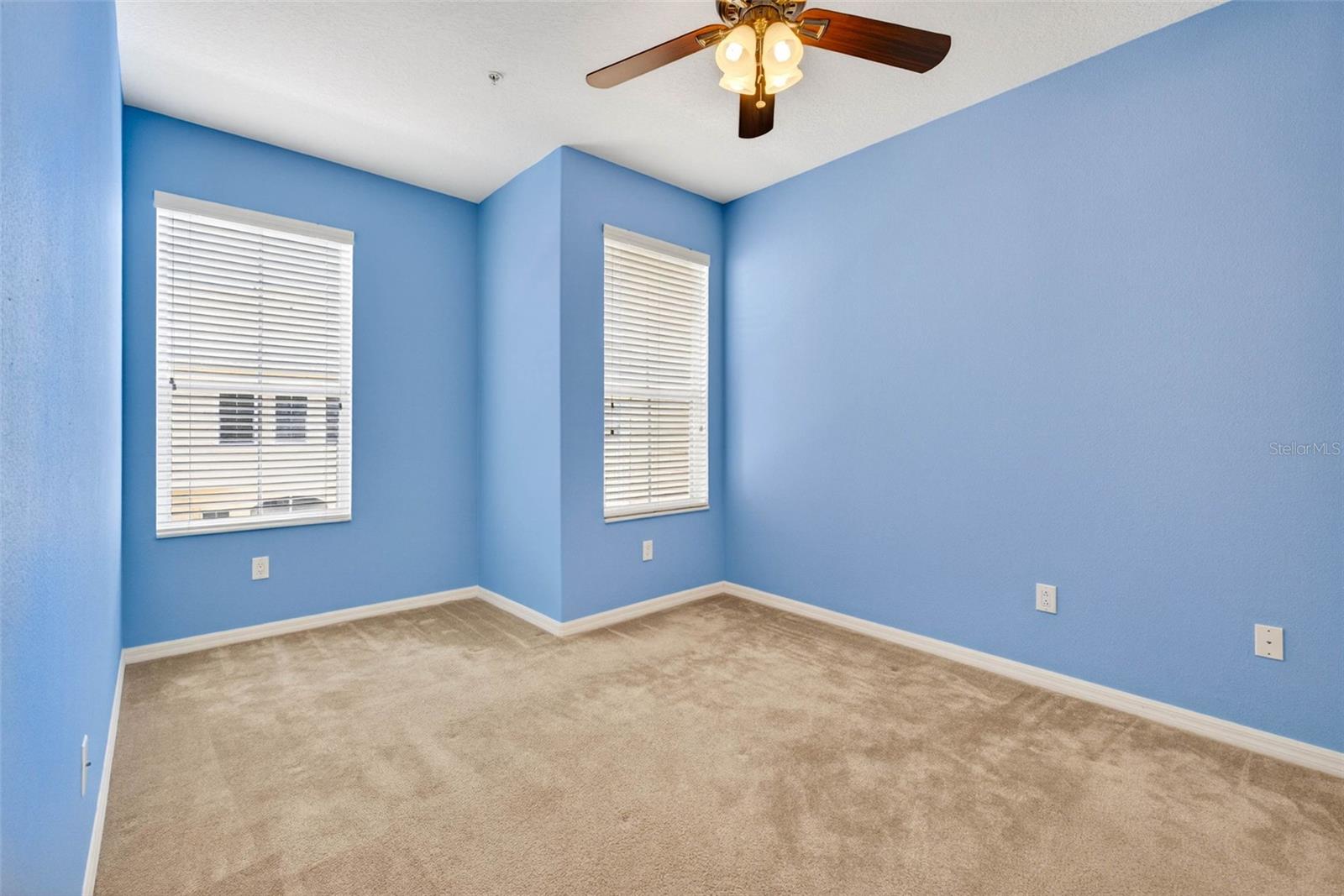 SPINNAKER COVE TWNHMS - Residential