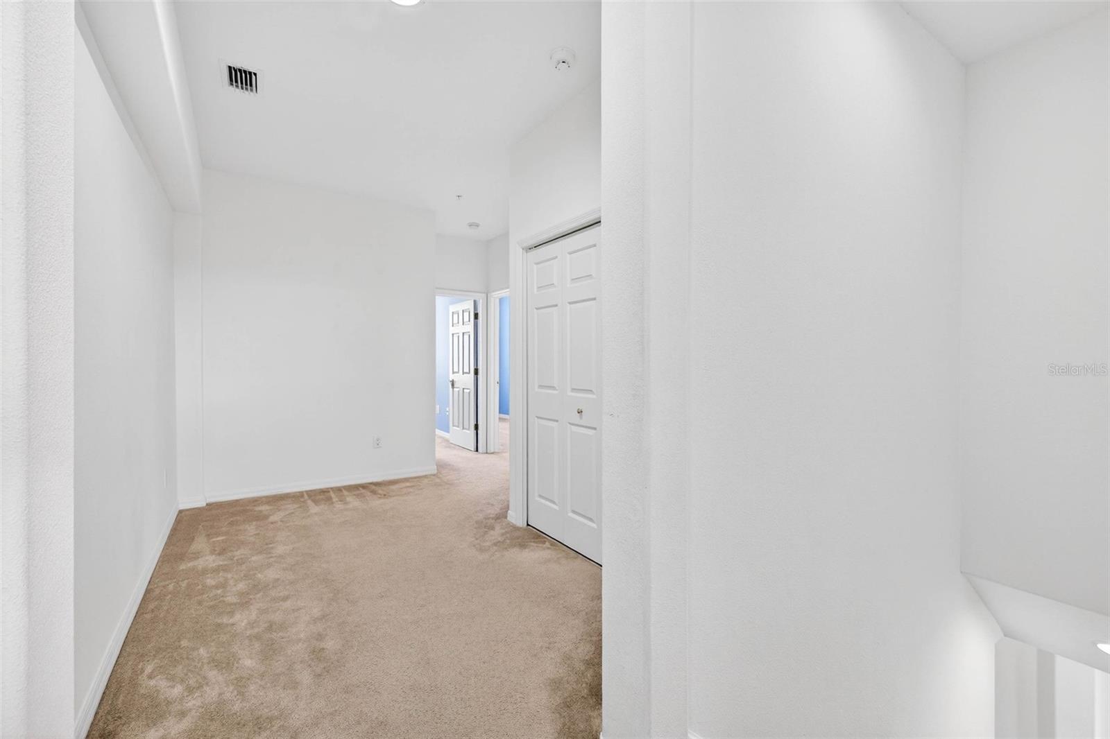 SPINNAKER COVE TWNHMS - Residential