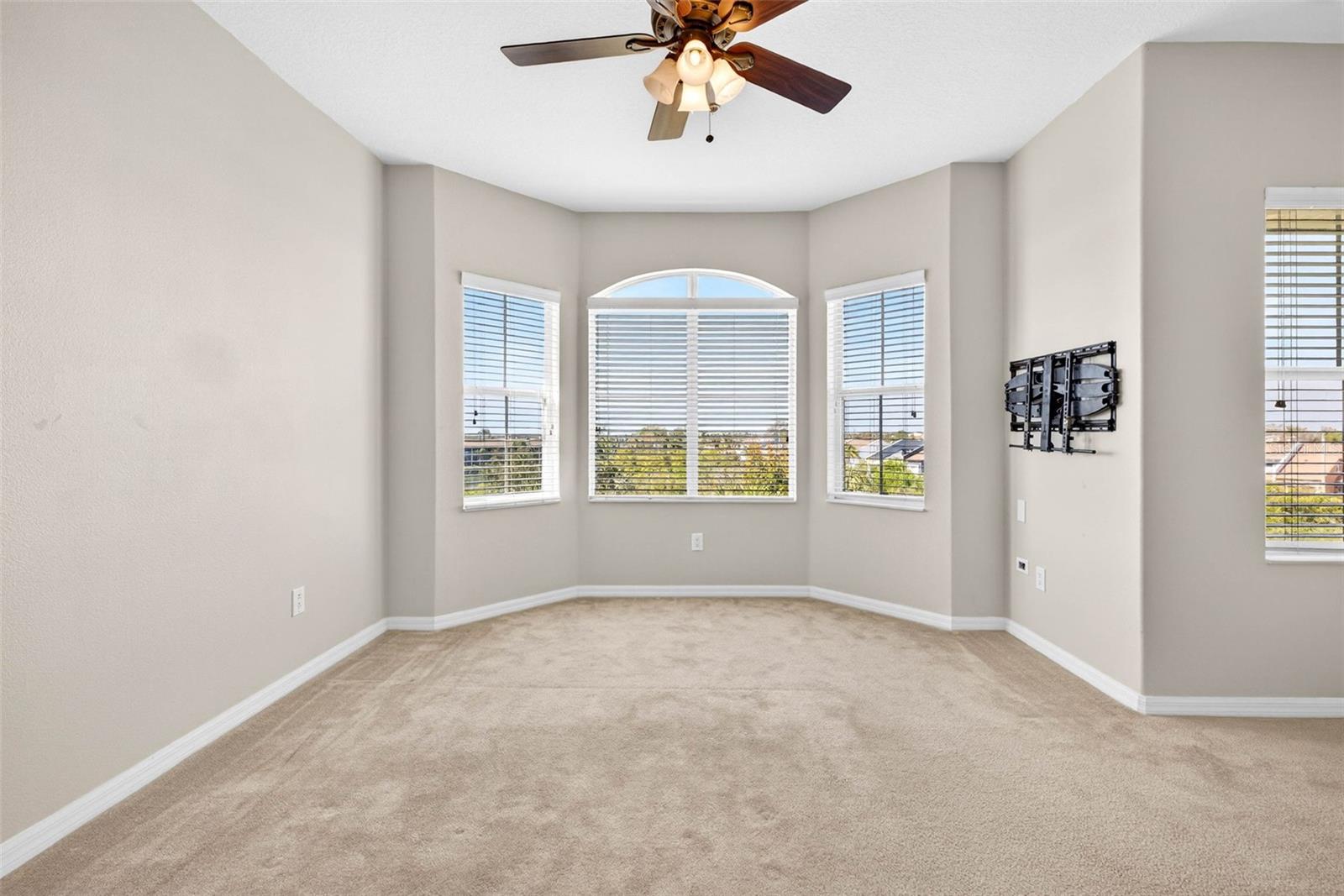 SPINNAKER COVE TWNHMS - Residential