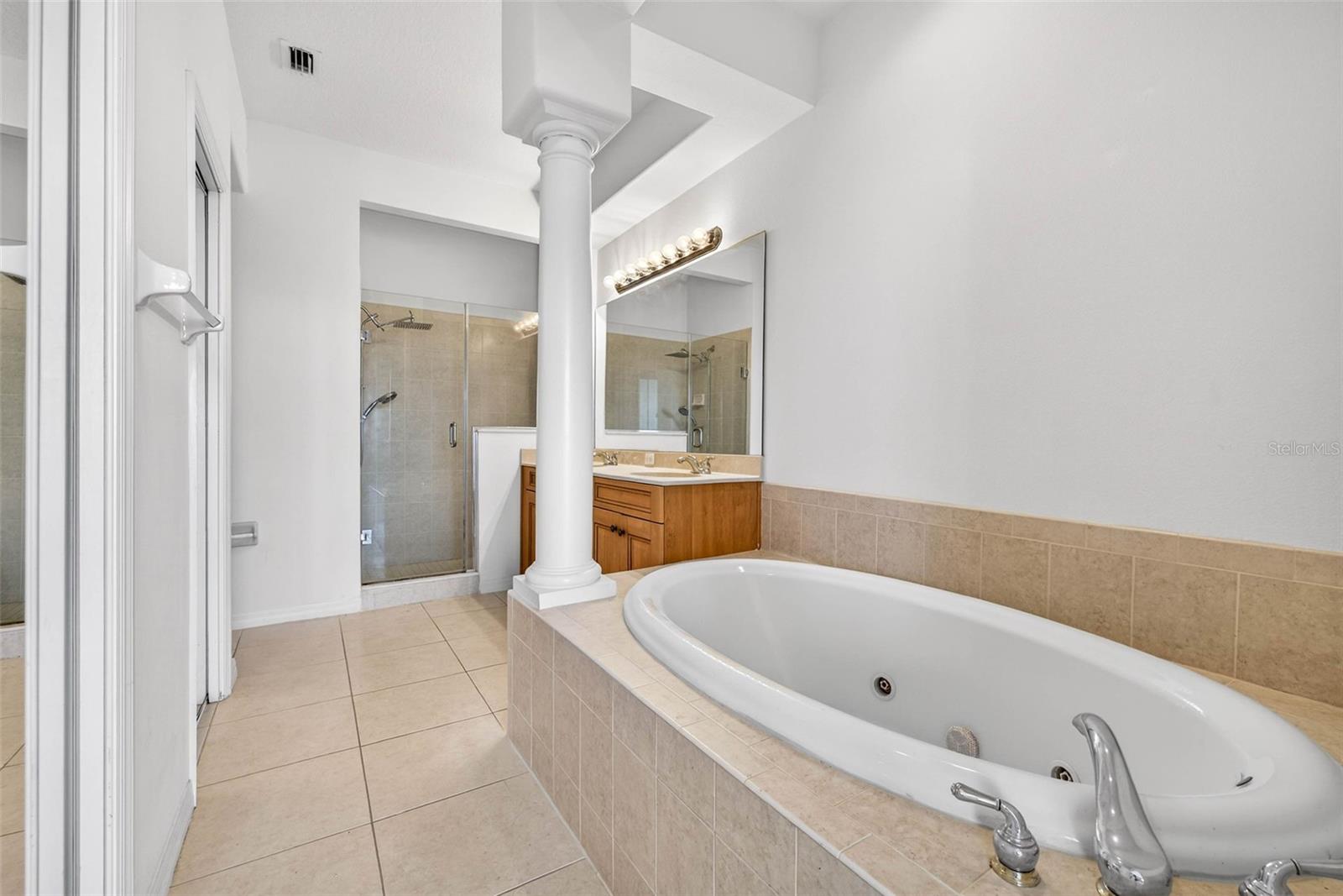 SPINNAKER COVE TWNHMS - Residential