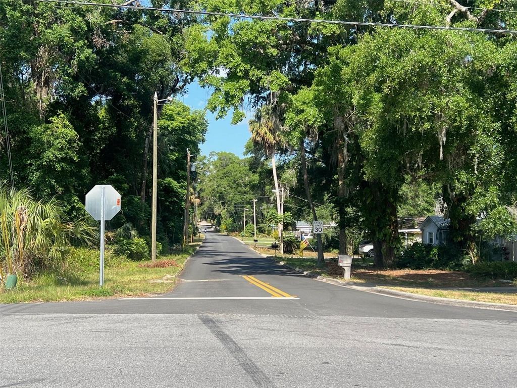 Photo of W Taylor Road, Deland, FL 32720 (MLS # V4942432)