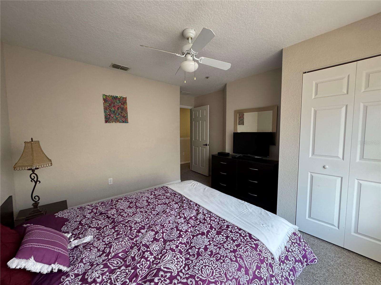 THE VILLAS AT SEVEN DWARFS LANE CB 8 PG 185-187 OR - Residential Lease