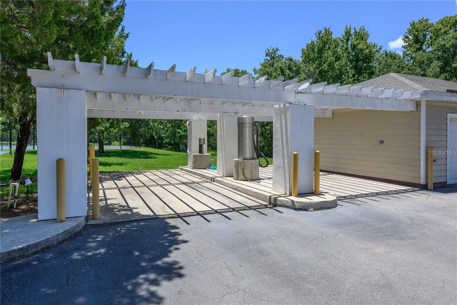 THE VILLAS AT SEVEN DWARFS LANE CB 8 PG 185-187 OR - Residential Lease